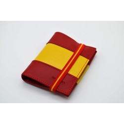 MARISMA: CARTERA CON MONEDERO DE 11 CM. BANDERA DE ESPAÑA CON GOMILLA 7275Ñ