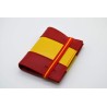 MARISMA: CARTERA CON MONEDERO DE 11 CM. BANDERA DE ESPAÑA CON GOMILLA 7275Ñ