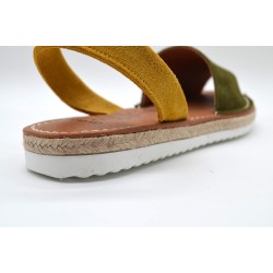 ORTUÑO: IBICENCA EN SERRAJE DE VACUNO CON LA PLANTA DE PIEL ACOLCHADA VERDE