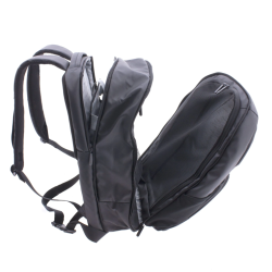 VOGART: MOCHILA EXTENSIBLE KANGAROO PC 17" 24054-NEGRA