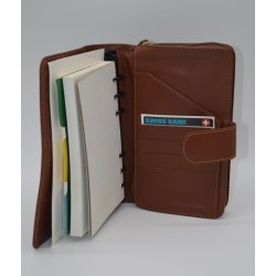 PERPIEL: AGENDA DE ANILLAS CON MONEDERO DE CREMALLERA 2 DIAS X PÁGINA 19X14 CM.