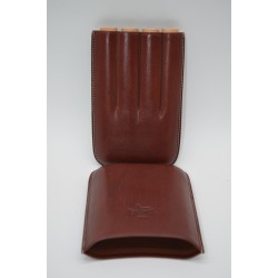 R.D. GÓMEZ: PURERA DE PIEL HECHA EN UBRIQUE PARA 4 PUROS