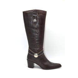 LAURA L'OR: BOTA DE CAÑA...