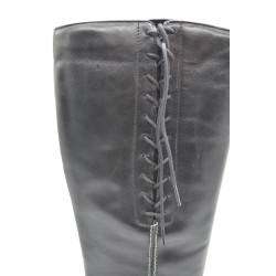 LAURA L'OR: BOTA DE CAÑA ALTA CON CUÑA Y CAÑA AJUSTABLE EN PIEL VACUNO 1ª CALIDAD NEGRA