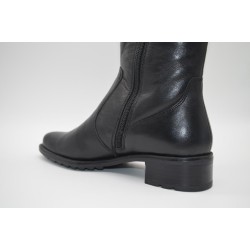 LAURA L'OR: BOTA DE CAÑA ALTA TACON BAJO Y CAÑA AJUSTABLE EN PIEL VACUNO 1ª CALIDAD NEGRA