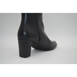 NISE: BOTA DE TACÓN DE CAÑA ALTA  EN PIEL VACUNO 1ª CALIDAD 101989-NEGRA