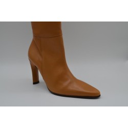 GIKO: BOTA DE TACÓN DE CAÑA ALTA  EN PIEL VACUNO 1ª CALIDAD 101982-CAMEL