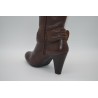 RODRI: BOTA DE PIEL DE TACÓN ALTO HORMA REDONDA 115132-MARRON