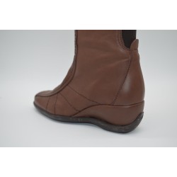 MILENARIO: BOTA DE CAÑA ALTA CON CUÑA EN PIEL VACUNO 1ª CALIDAD 112741-MARRÓN