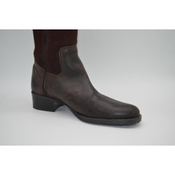 CALZASPORT: BOTAS DE PIEL VACUNO COMBINADA CON SERRAJE DE TACÓN BAJO 115190-MARRON