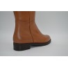 PITILLOS: BOTA DE PIEL DE CAÑA ALTA CON TACON BAJO COLOR CAMEL 105587