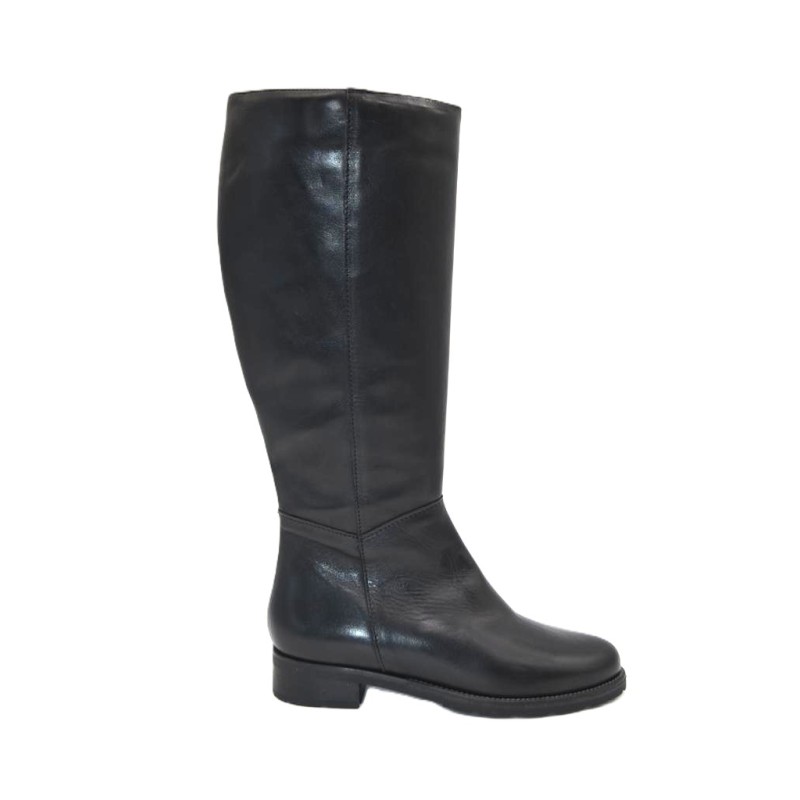 PITILLOS: BOTA DE PIEL DE CAÑA ALTA CON TACON BAJO COLOR NEGRA 105588