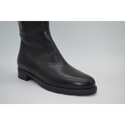 PITILLOS: BOTA DE PIEL DE CAÑA ALTA CON TACON BAJO COLOR NEGRA 105588