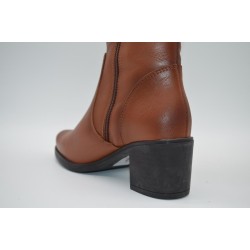 LAWREN: BOTA DE MEDIA CAÑA DE TACÓN GRUESO CÓMODO 4 CM. 103514-CAMEL