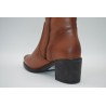 LAWREN: BOTA DE MEDIA CAÑA DE TACÓN GRUESO CÓMODO 4 CM. 103514-CAMEL