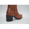 LAWREN: BOTA DE MEDIA CAÑA DE TACÓN GRUESO CÓMODO 4 CM. 103514-CAMEL