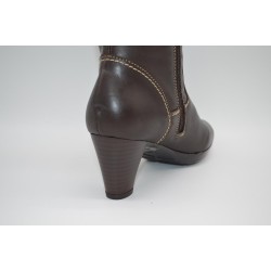 JOYCA: BOTA DE TACON MEDIO EN PIEL DE VACUNO 116650-MARRÓN