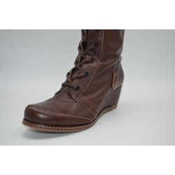 GAIMO: BOTA DE CAÑA ALTA EN PIEL VACUNO CON CORDONES 115784-MARRON
