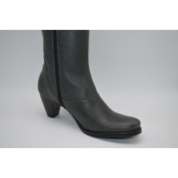 LACAL: BOTA DE CAÑA ALTA CON TACÓN MEDIO EN PIEL VACUNO 114075-GRIS