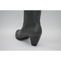 LACAL: BOTA DE CAÑA ALTA CON TACÓN MEDIO EN PIEL VACUNO 114075-GRIS