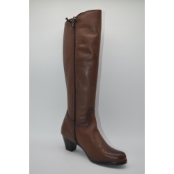 NATALIA BLANCO: BOTA DE PIEL DE CAÑA ALTA Y TACÓN BAJO 115131-CUERO