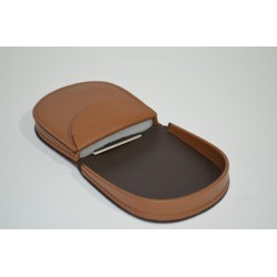 El Potro: Monedero de tacón.