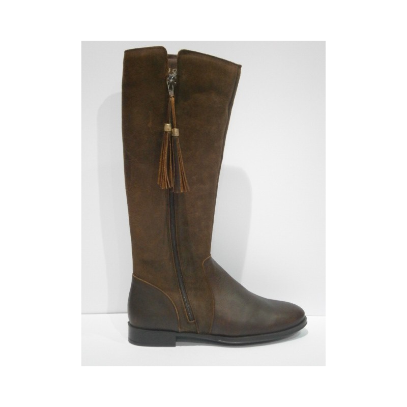 Bota de piel y serraje