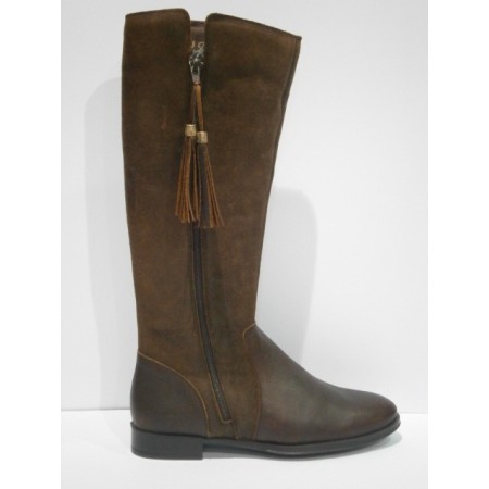 Bota de piel y serraje